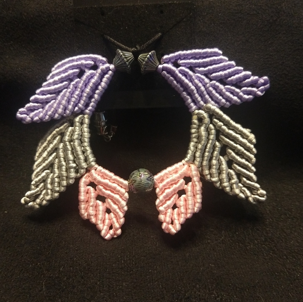 Micro macrame necklace